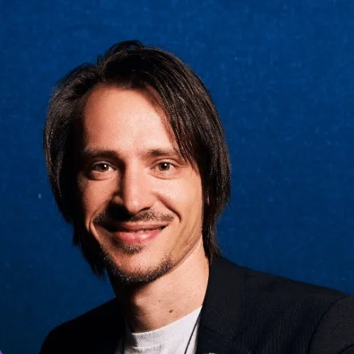 Cristian Carp Shorts AI